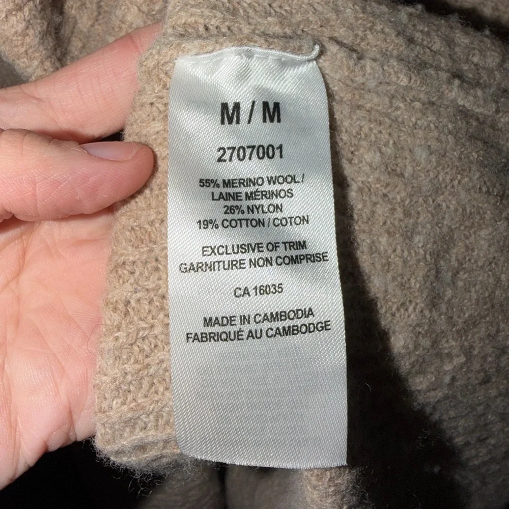 Woman’s Wool Tahari Tan Cowl Neck Sweater - Picture 5 of 6